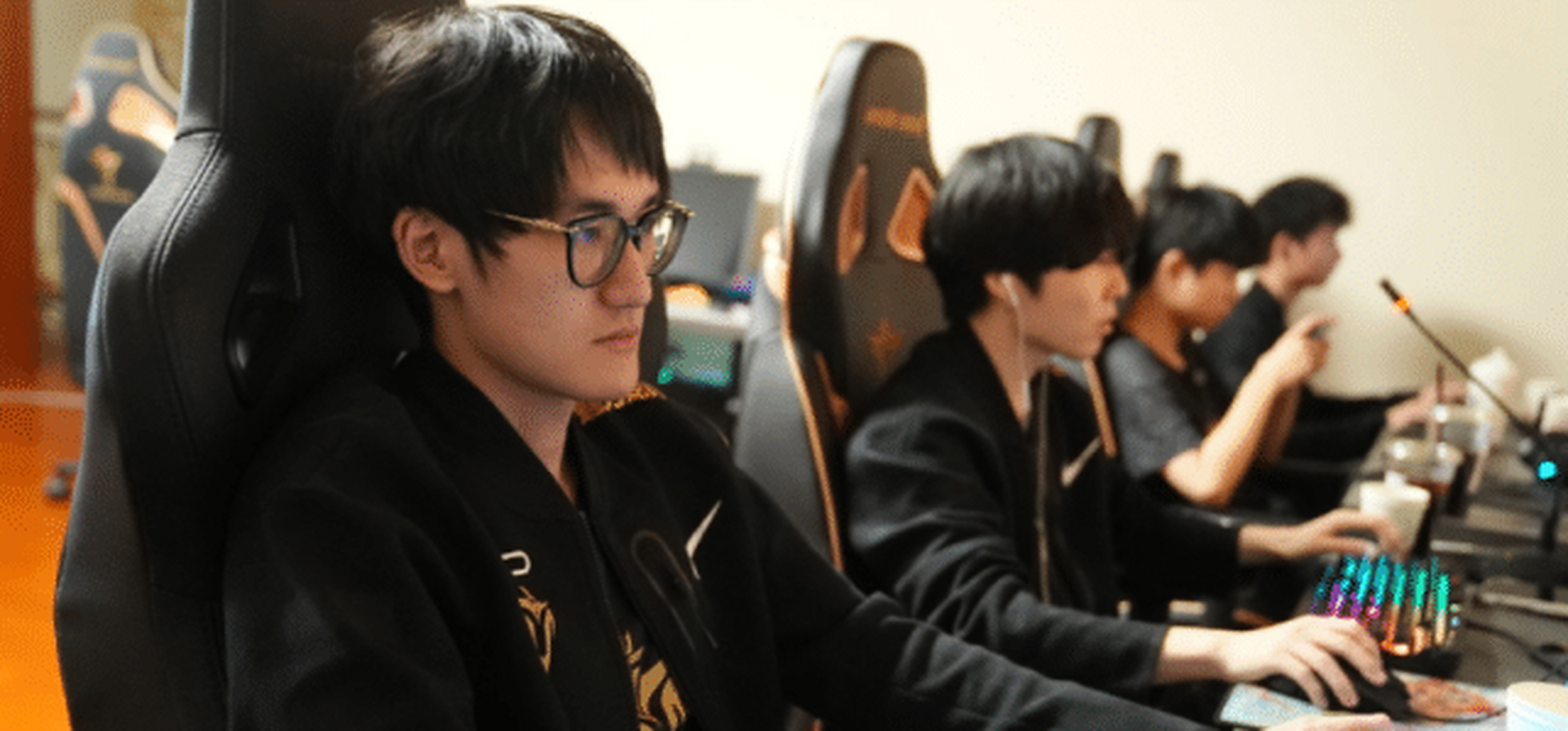 包含TES前途光明！，Karsa新星大比分获胜表现突出赛场气氛高涨的词条-九游娱乐